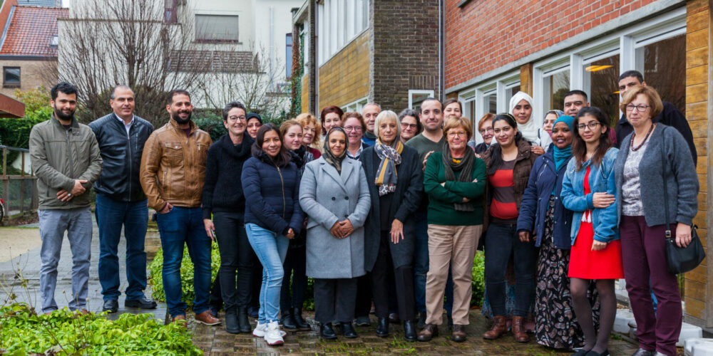 De groep van Praatwijzer in Roeselare komt tweewekelijks samen.