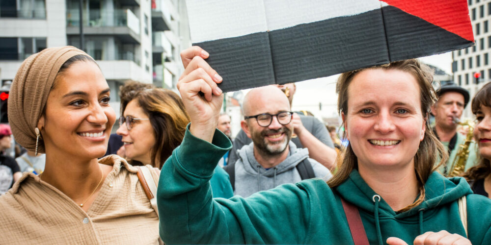 SAAMO-medewerkers die deelnamen aan de Parade van het Groot Verzet.