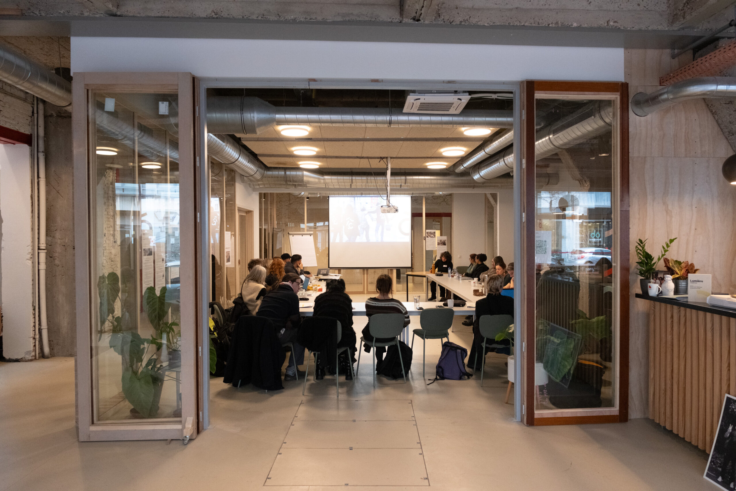 Rondetafel over duurzaam werk met behoud van uitkering.