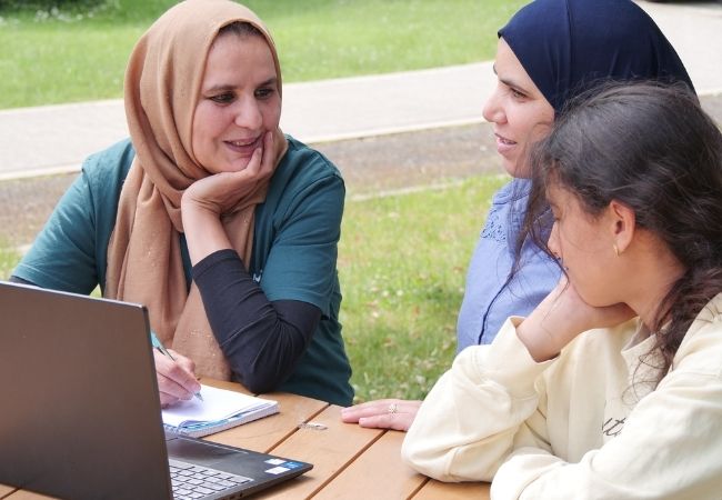 brugfiguur onderwijs Noura